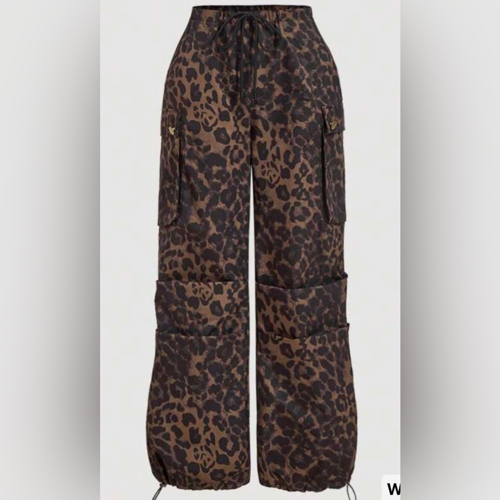 SHEIN Brown and Black Camouflage Cargo Pants